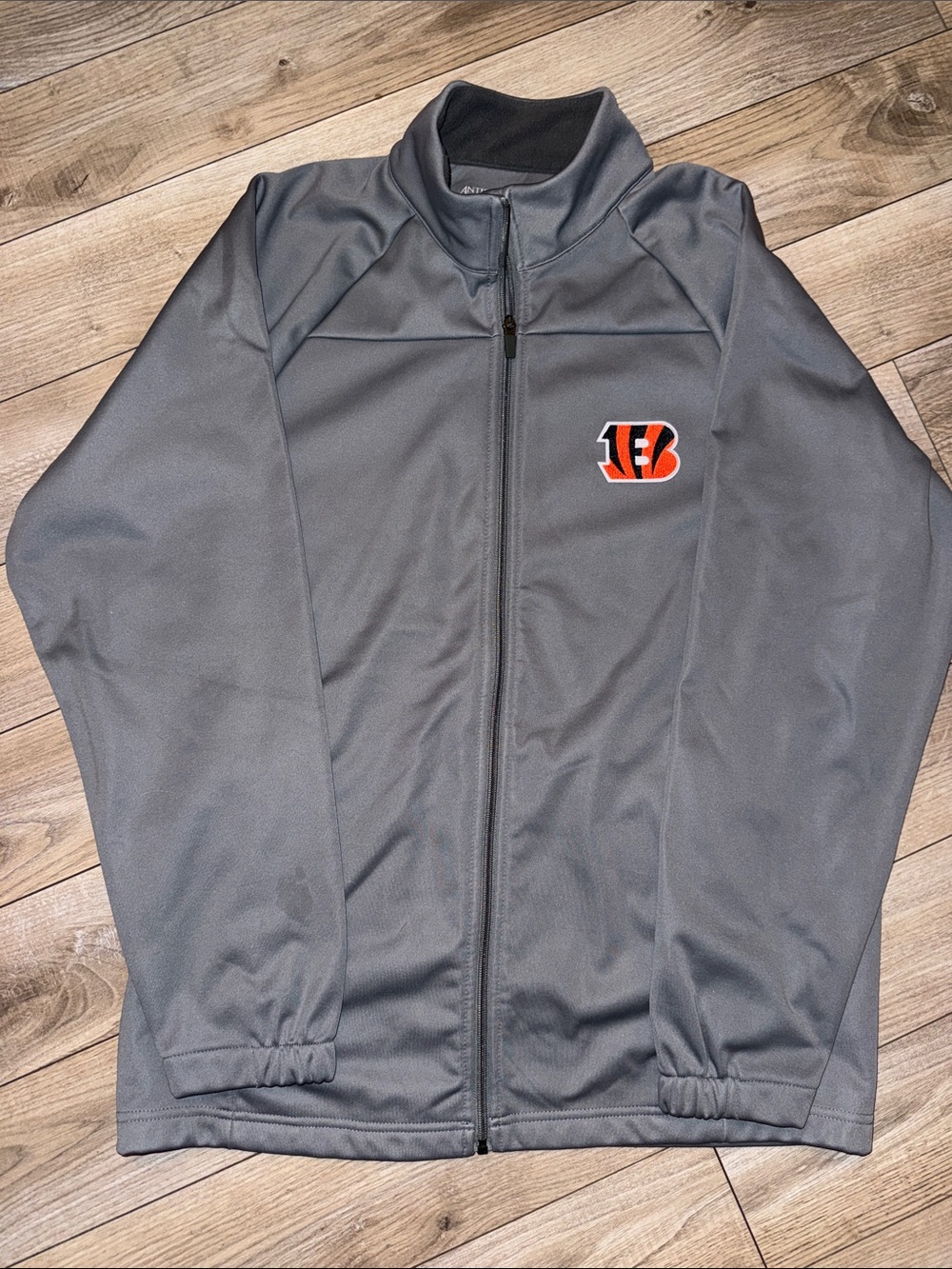 Antigua Men's Gray Full-Zip Bengals Performance Jacket